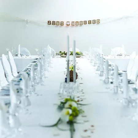 Mecklenburger Hof 3* Gnoien